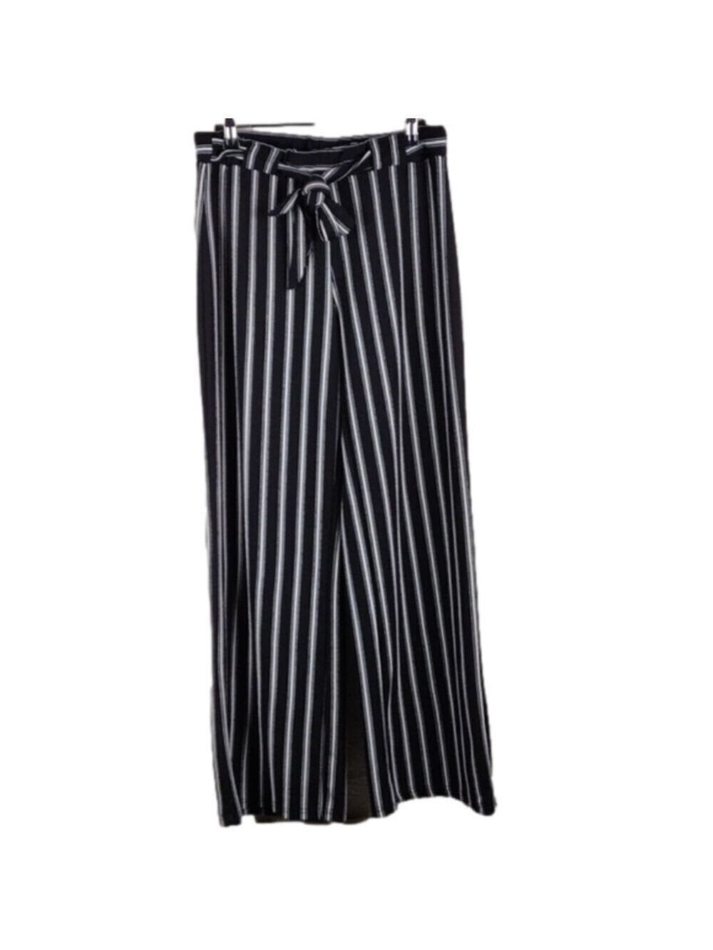 H & H Harmony & Havoc Black White Striped Mid Rise Flare Leg Pull On Pants